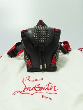 dimensions lululemon belt bag Review: Lululemon Everywhere Belt Bag 1L vs 2L